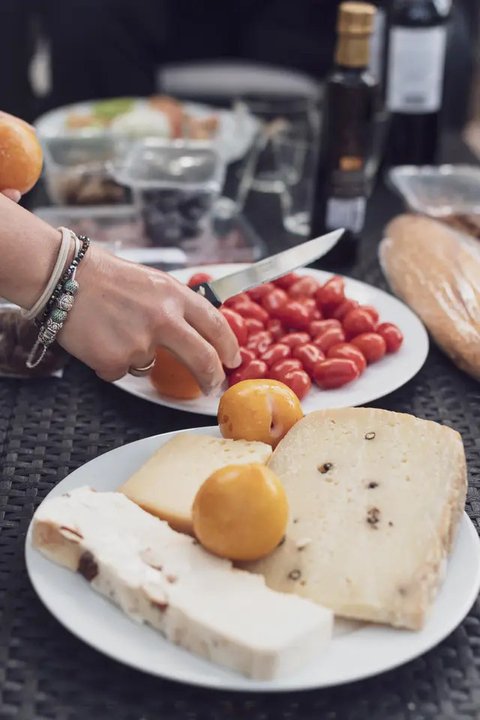 Alpukat Telur Panggang Lada Hitam(sumber: Pixabay)