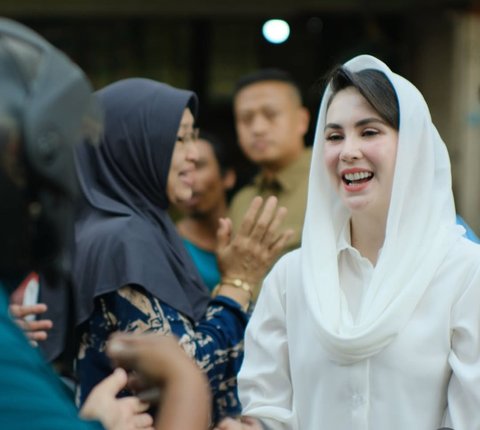 Arumi Bachsin Sebut Ini untuk Khofifah di Pilgub Jatim 2024, Netizen Ikut Berkomentar