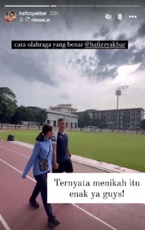 Mesranya Pengantin Baru Iptu Hafiz Akbar dan Angela Olahraga Bareng