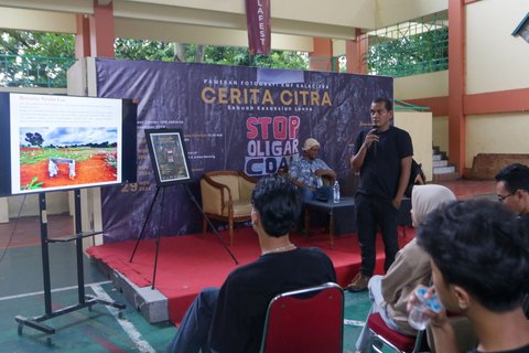 FOTO: Komunitas Mahasiswa Fotografi Kalacitra Gelar Pameran 'Cerita Citra' di UIN Syarif Hidayatullah