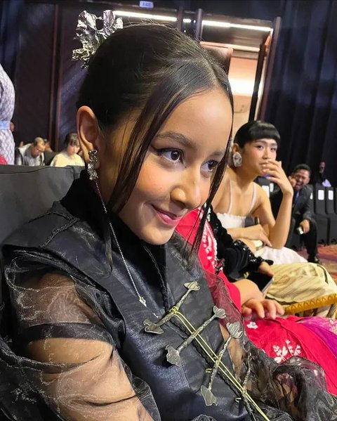 Potret Mantan Artis Cilik di FFI 2024. (Sumber: Instagram/sherinamunaf/mahiraemir)
