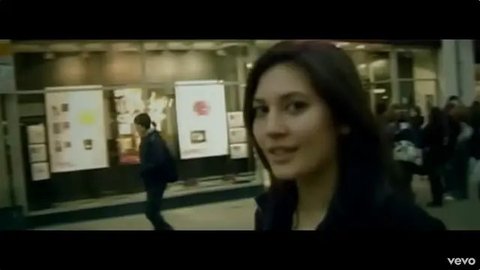 Potret Hannah Al Rasyid di Video Klip Janji Suci di 2009. (Sumber: YouTube/sonymusicIDVEVO)