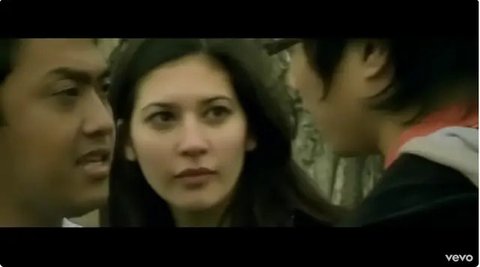 Potret Hannah Al Rasyid di Video Klip Janji Suci di 2009. (Sumber: YouTube/sonymusicIDVEVO)