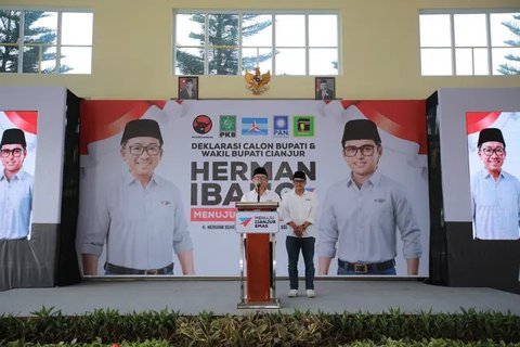 Paslon Cabup Cianjur Wahyu-Ramzi saat kampanye akbar