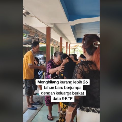 Wanita ini Akhirnya Ditemukan Keluarganya Berkat e-KTP