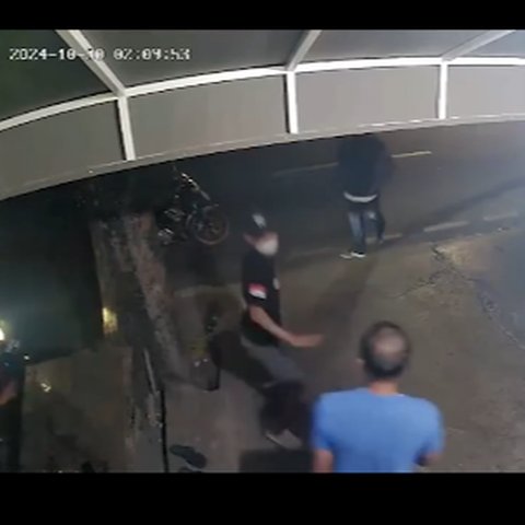 Sosok Anggota Ormas Keroyok Prajurit TNI di Jaksel