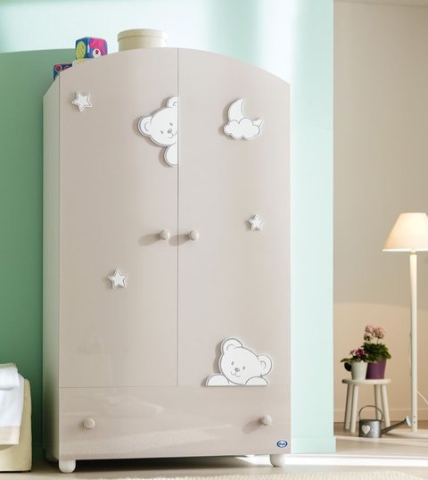 Dapatkan Lemari Baju Anak yang Aman dan Elegan dengan 7 Desain Ini