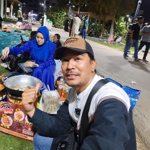 Ternyata Ada Orang Indonesia Jualan Seblak di Arab Saudi