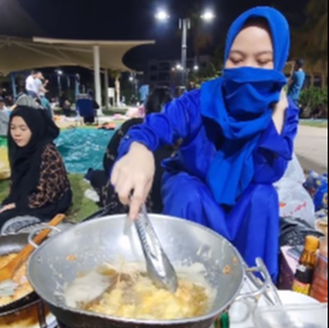 Ternyata Ada Orang Indonesia Jualan Seblak di Arab Saudi