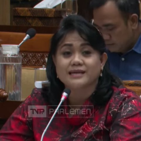 Suara Keras Anggota DPR Anita Jacoba: Dulu Gebrak Meja Amuk Nadiem, Kini Minta Setop Naturalisasi