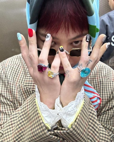 Gaya Fashion dan Mobil Mewah hingga Cincin Miliaran, G-Dragon Kembali Jadi Sorotan Publik