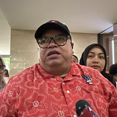 Hotman Paris Bikin Dongkol Razman Nasution, Sindir Orang yang Dulu Ngaku Hebat Sekarang Mau Diadili