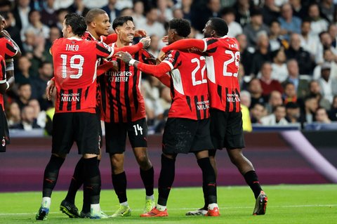 FOTO: Detik-Detik Gol Cantik Pemain AC Milan Berdarah Indonesia Bikin Real Madrid Merana