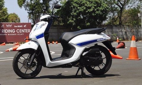 Honda Genio versi pertama telah diperkenalkan.