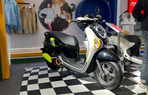 Honda Scoopy yang Sepenuhnya Baru.
