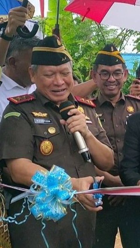 Kajati Papua Barat Resmikan Gedung Baru SD Sowi Indah