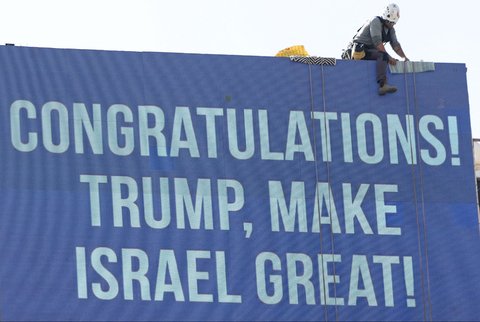 FOTO: Donald Trump Menang Pemilu AS, Billboard Raksasa 'Make Israel Great' Terpampang di Yerusalem