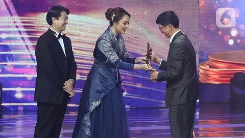 FOTO: Momen Surya Citra Media Raih Broadcaster of The Year di 29th Asian Television Awards