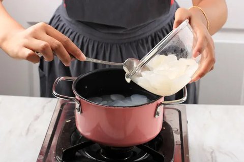 Ilustrasi Kolang-Kaling / Shutterstock by aniestia n