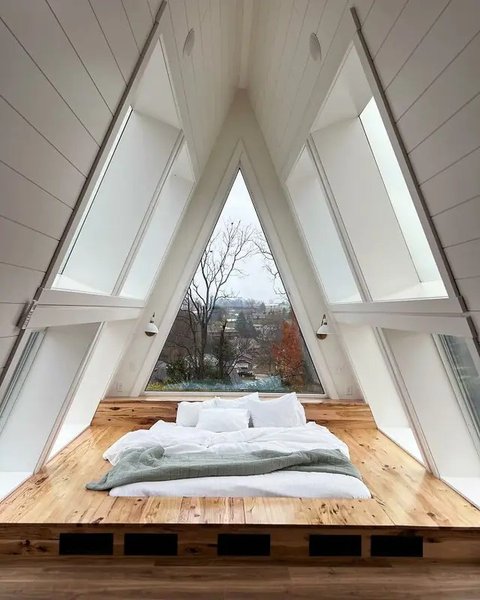 Potret kamar hotel terindah yang super nyaman. (sumber: Instagram/aprettycoolhoteltour via Bored Panda)