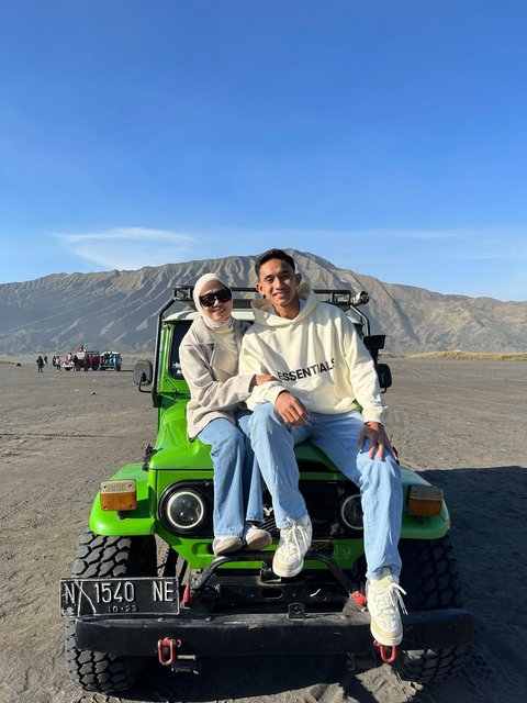 Potret Mesra Rizky Ridho dan Sendy Aulia yang Sudah Lamaran Setelah 8 Tahun Pacaran