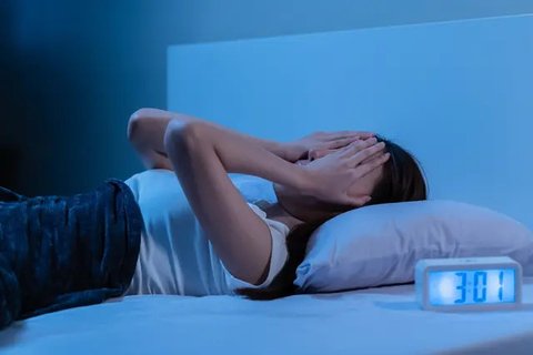 aries yang jago berpura-pura bahagia di acara nikahan mantannya//copyright pexels/jessica ticozzelli