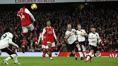 Liga Inggris - Arsenal Vs MU (Bola.com/Adreanus Titus)