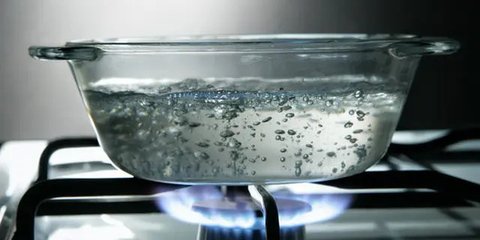 Ilustrasi Es Batu Credit: pexels.com/pixabay