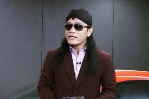 Potret Gus Miftah Temui Sonhaji Penjual Es Teh (Sumber: Instagram/magelang_raya)