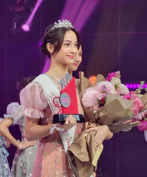 Potret Kebersamaan Cut Tari dengan Sydney Azkassyah, Sama-Sama Cantik
