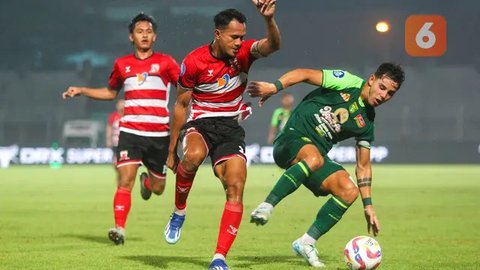 BRI Liga 1 - Persik Kediri Vs Madura United (Bola.com/Adreanus Titus/Geaby Fadhilatu Sholikha)