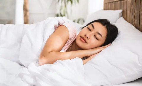 Ilustrasi berat badan. (c) Shutterstock/Pixel-Shot