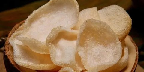 Ilustrasi Kerupuk Udang Credit: Merdeka.com/shutterstock.com