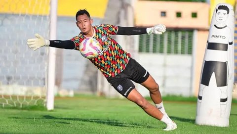 Ilustrasi - Kiper Timnas Indonesia (Bola.com/Adreanus Titus/Geaby Fadhilatu Sholikha)