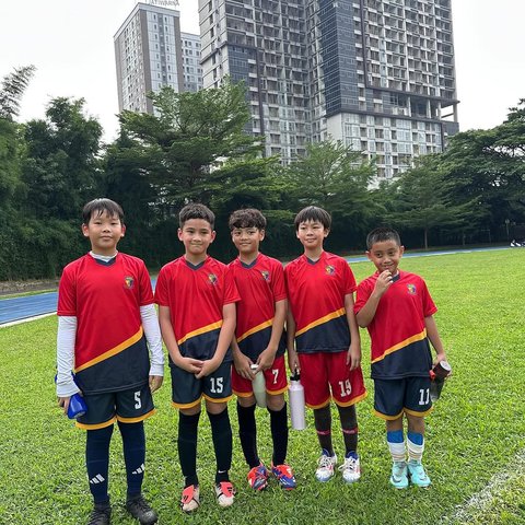 Rafathar Anak Raffi Ahmad Menang Tanding Bola, Berhasil Cetak Gol