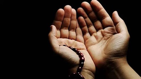 Ilustrasi sedekah. Photo by Freepik