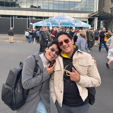 Dikirimi Karangan Bunga Kosong, Dicky Difie: 'Andre Taulany Ngirim Bunga Aja Lucu'