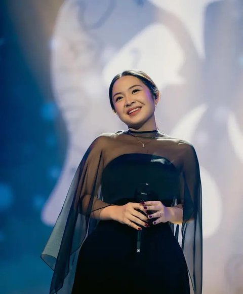 Tampilan Menawan Para Musisi Wanita Hadiri Acara Spotify. [Instagram]
