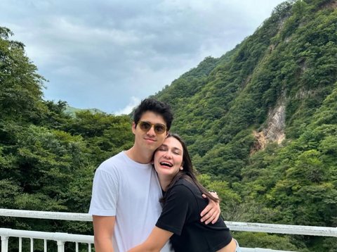 Foto Bareng di Pesta, Netizen Sebut Luna Maya dan Maxime Bouttier Punya Wajah Mirip
