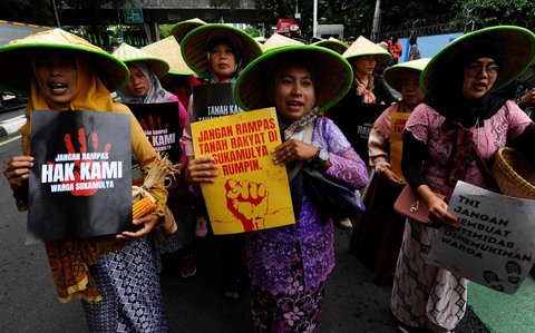 FOTO: Hari HAM Sedunia, Massa Berbagai Elemen Long March ke Kantor Komnas HAM