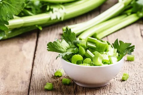 Selain sebagai penyegar napas, daun mint juga dikenal sebagai herbal yang memiliki sejumlah manfaat kesehatan