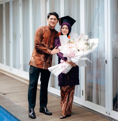 Resmi Menyandang Gelar Sarjana, Baby Bump Lesti Kejora di Momen Wisuda Curi Perhatian