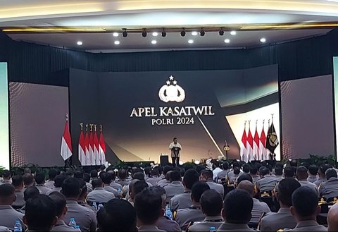 Pesan Prabowo di Depan Para Jenderal untuk Semua Polisi: Atas Nama Anakmu, Berpihaklah pada Rakyat