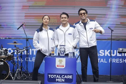 Randy Pangalila berbagi romantika syuting dan dampaknya bagi kesehatan kulit. Dari syuting larut malam kerap hingga di-makeup untuk kebutuhan karakter. (Foto: Dok. Tim Publicom)