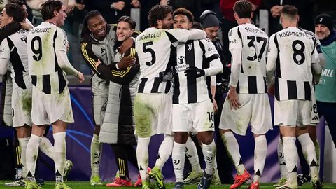 Bermain di hadapan publik sendiri, Bianconeri tampil memukau dan berhasil membungkam Manchester City dengan skor telak 2-0. (Marco BERTORELLO/AFP)