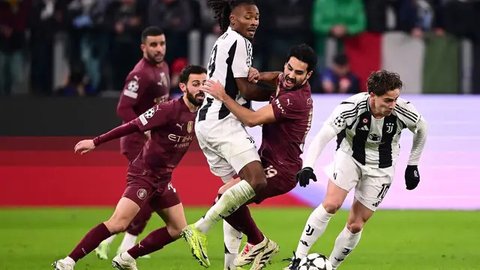 Laga antara Juventus melawan Manchester City berlangsung sengit. (Marco BERTORELLO/AFP)