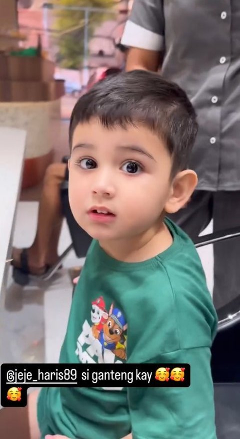 7 Potret Terbaru Kay Anak Haris Faisal dengan Jennifer Dunn yang Makin Ganteng