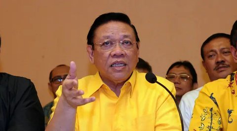 Ketua Umum Palang Merah Indonesia (PMI), Jusuf Kalla alias JK mengaku telah melaporkan Agung Laksono ke polisi. Laporan dilakukan lantaran Agung diduga mendirikan PMI tandingan. (Liputan6.com