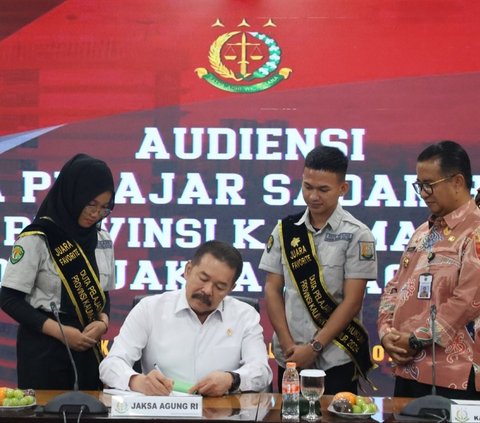 Terima Duta Pelajar Sadar Hukum Kaltim Tahun 2024, Jaksa Agung Berharap Edukasi Hukum Sejak Dini Makin Berkembang