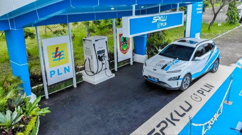 Stasiun Pengisian Kendaraan Listrik Umum dari PLN.